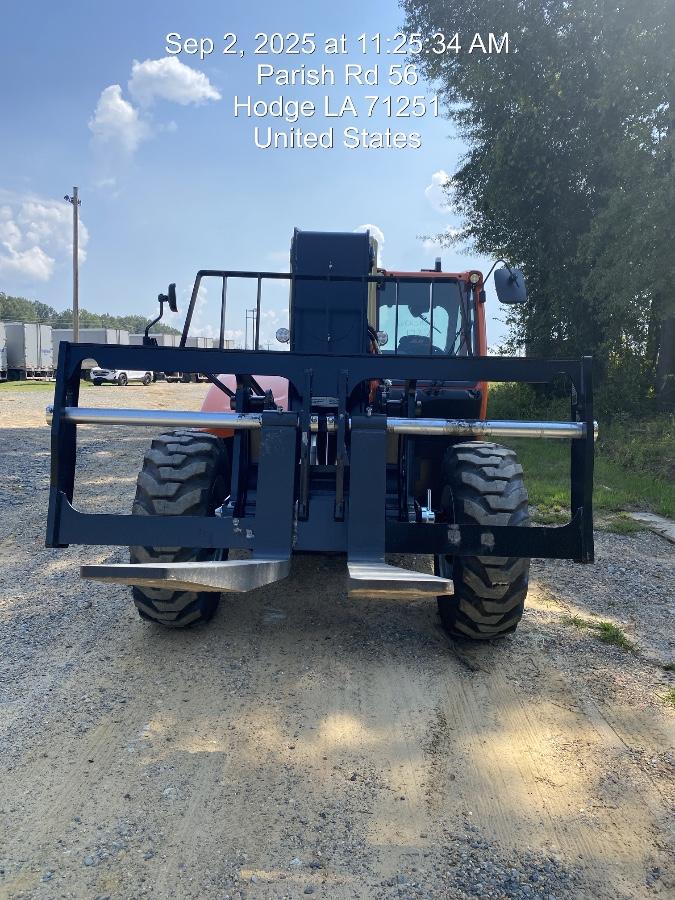 2025 JLG 1732