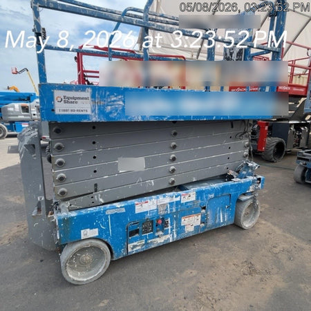 2019 Genie GS-4047 Folding rails with half height swing gate