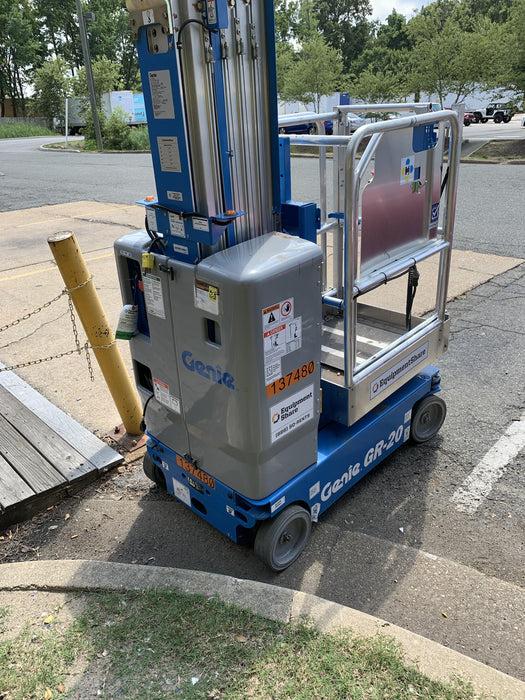 2021 GENIE GR-20