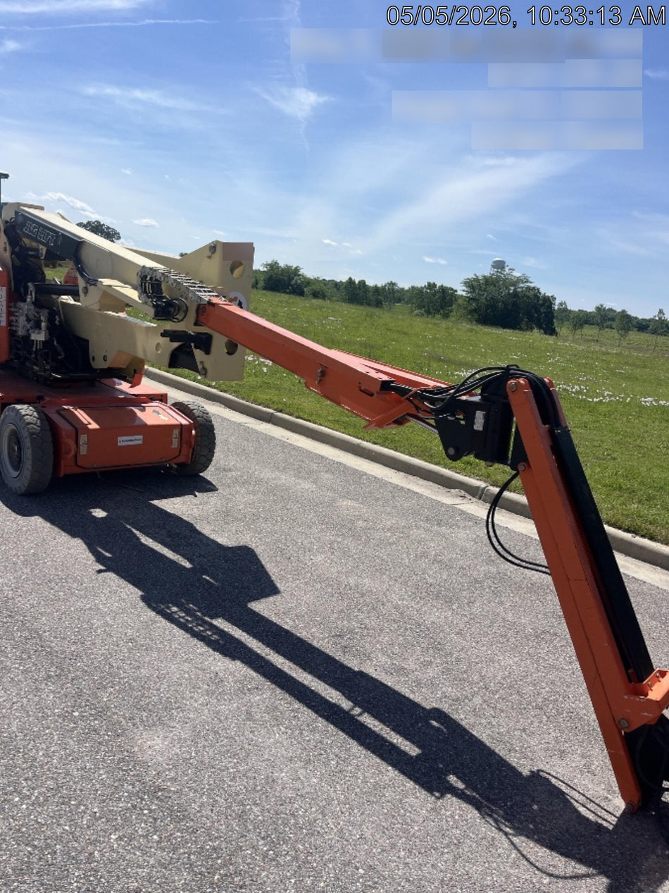 2019 JLG E400AJPN