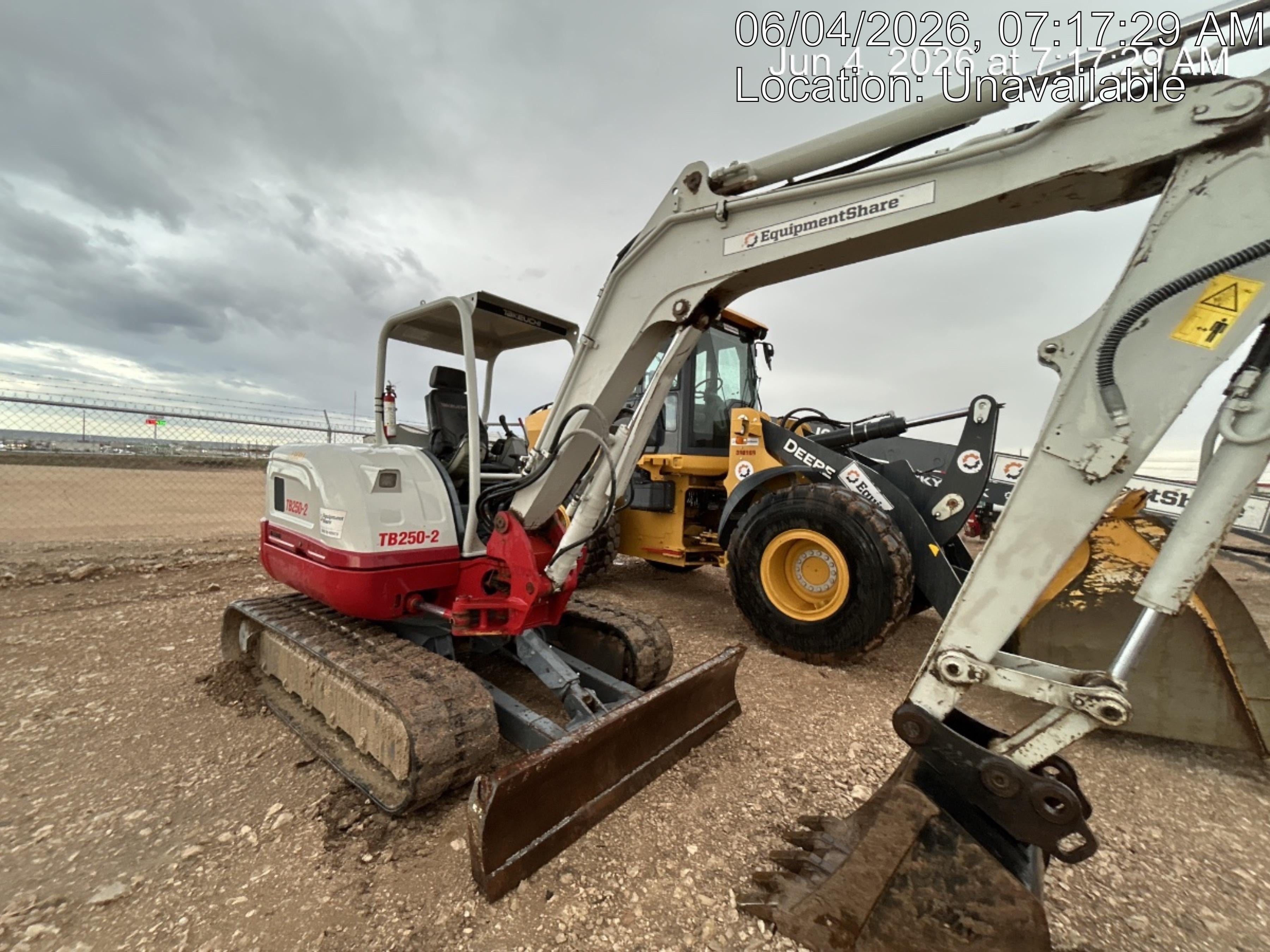 2021 TAKEUCHI TB250-2