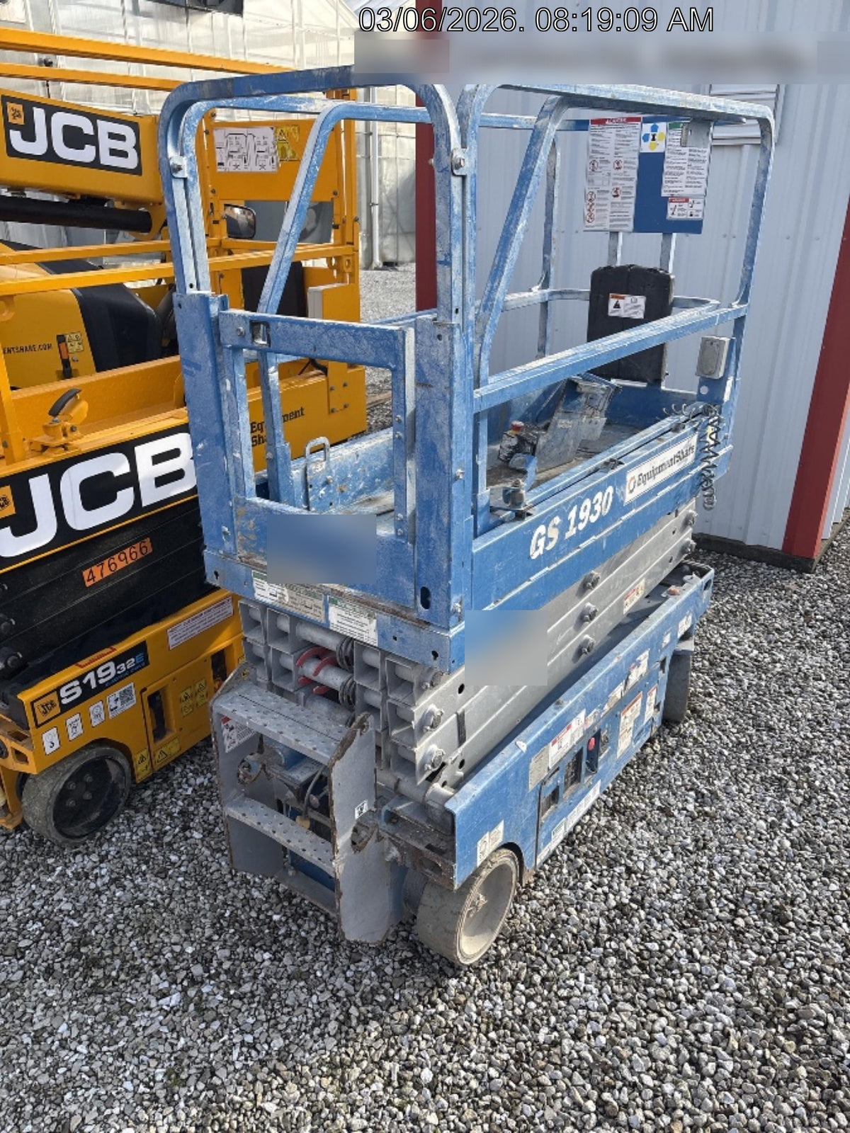 2020 Genie GS-1930 Solid Non Marking Tires, Beacon, Folding rails with half height swing gate