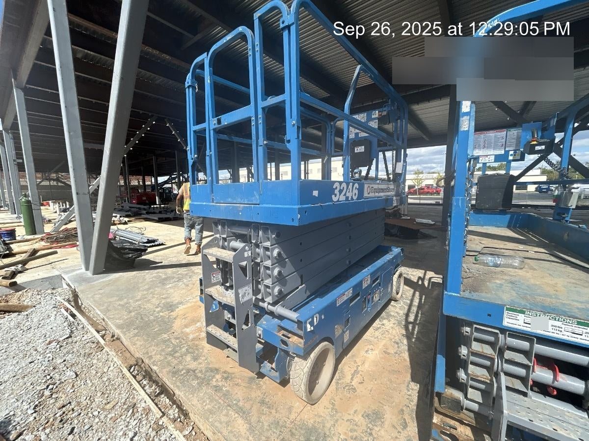 2022 GENIE GS-3246