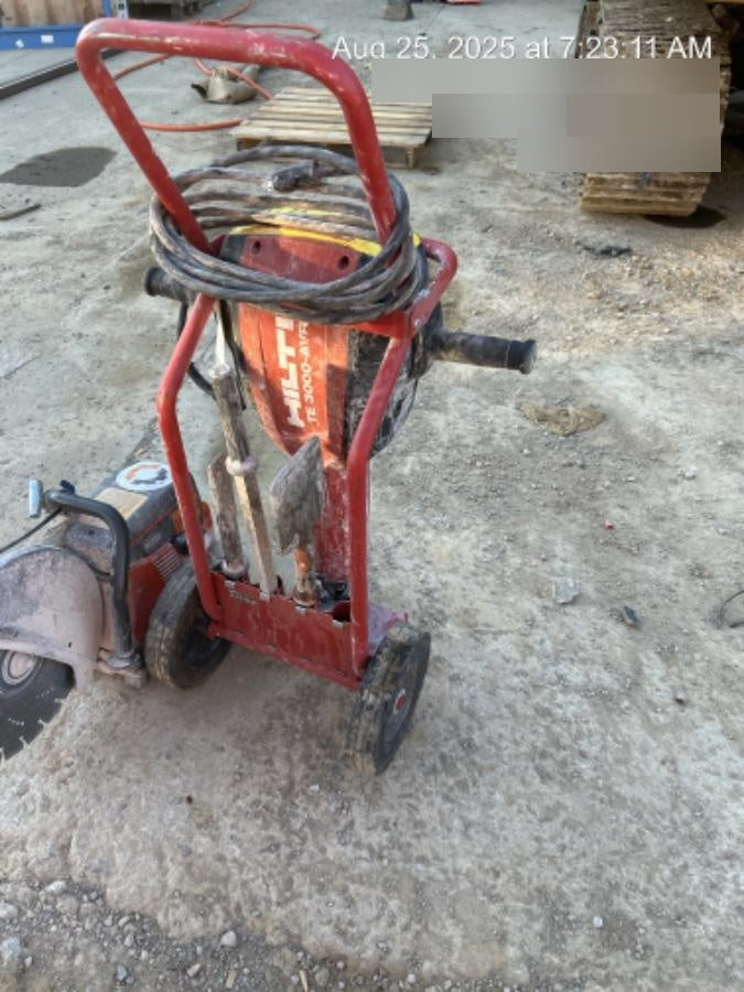 2020 HILTI TE 3000-AVR