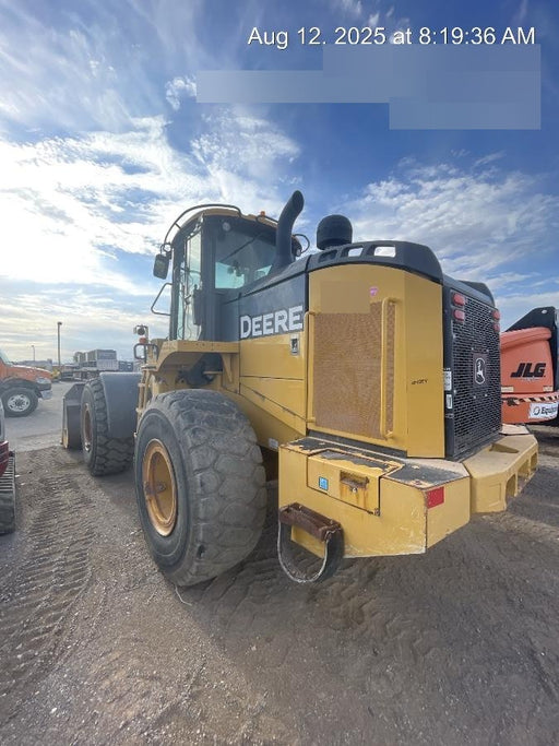 2020 John Deere 644K 4yd Wheel Loader, Cab/Heat/Air, 3 Function Hydraulics, JRB Hydraulic QC, QC 4yd bucket w/smooth cutting edge, QC Carriage, 72" Fork Tines, 5yr/5,000hr Powertrain and Hydraulics extended warranty