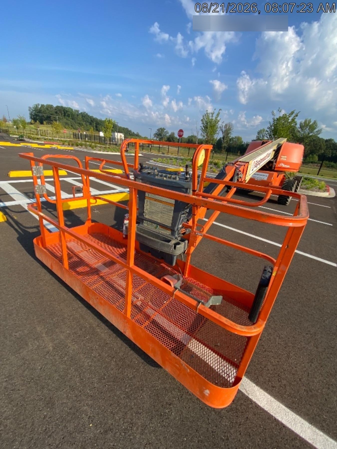2021 JLG 660SJ
