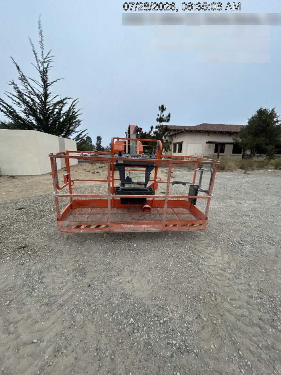 2022 JLG 860SJ