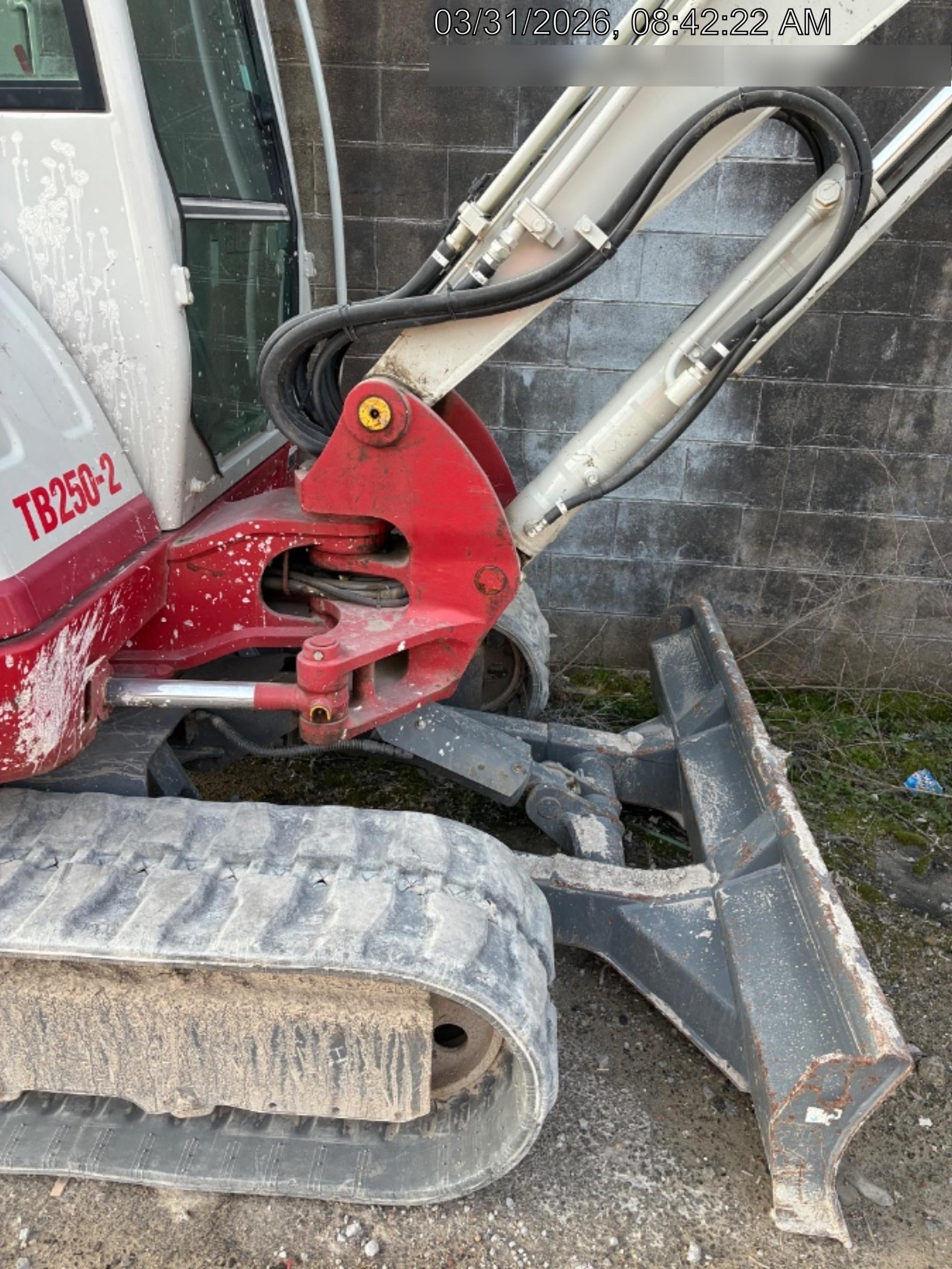 2022 TAKEUCHI TB250-2CR
