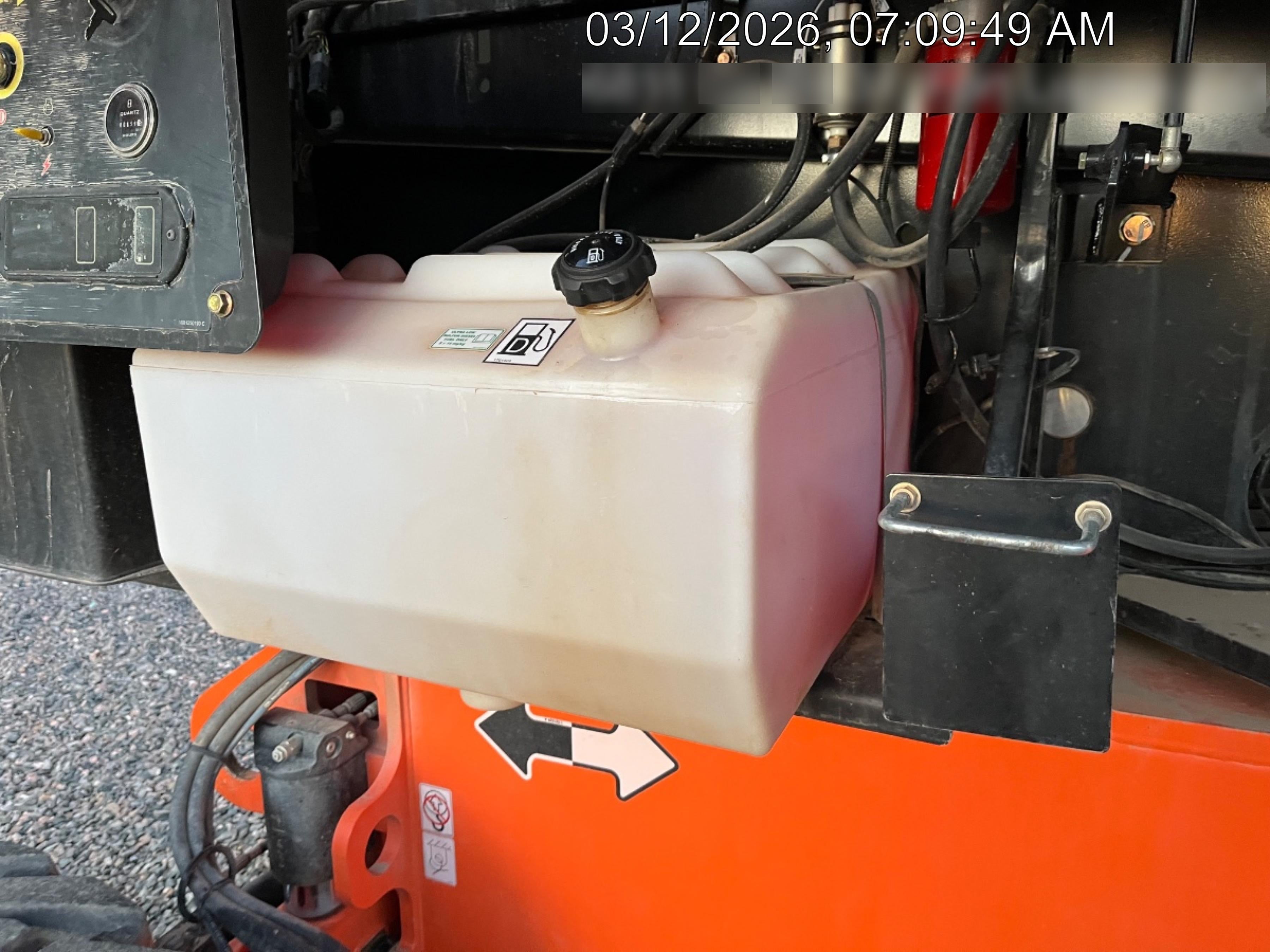 2023 JLG 660SJ