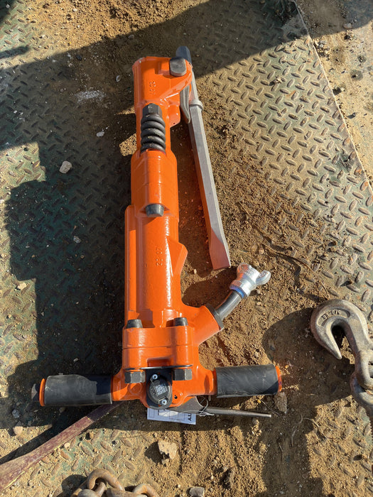 2024 MICHIGAN PNEUMATIC ES-TPB60-118-TRACKER