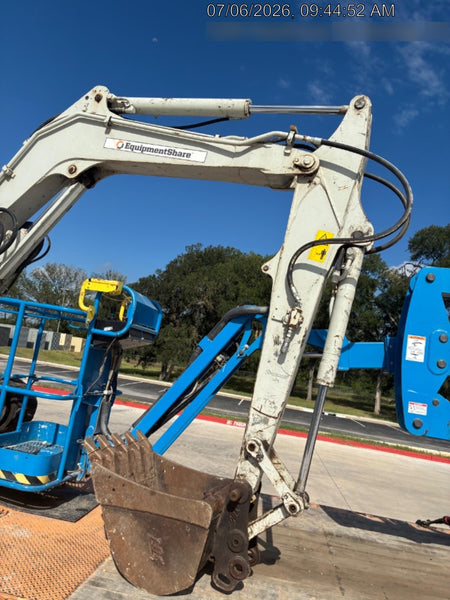 2021 TAKEUCHI TB250-2