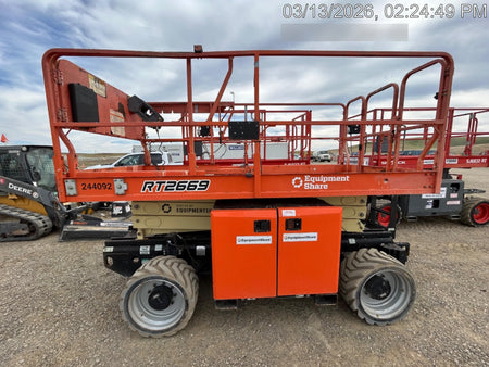 2022 JLG RT2669