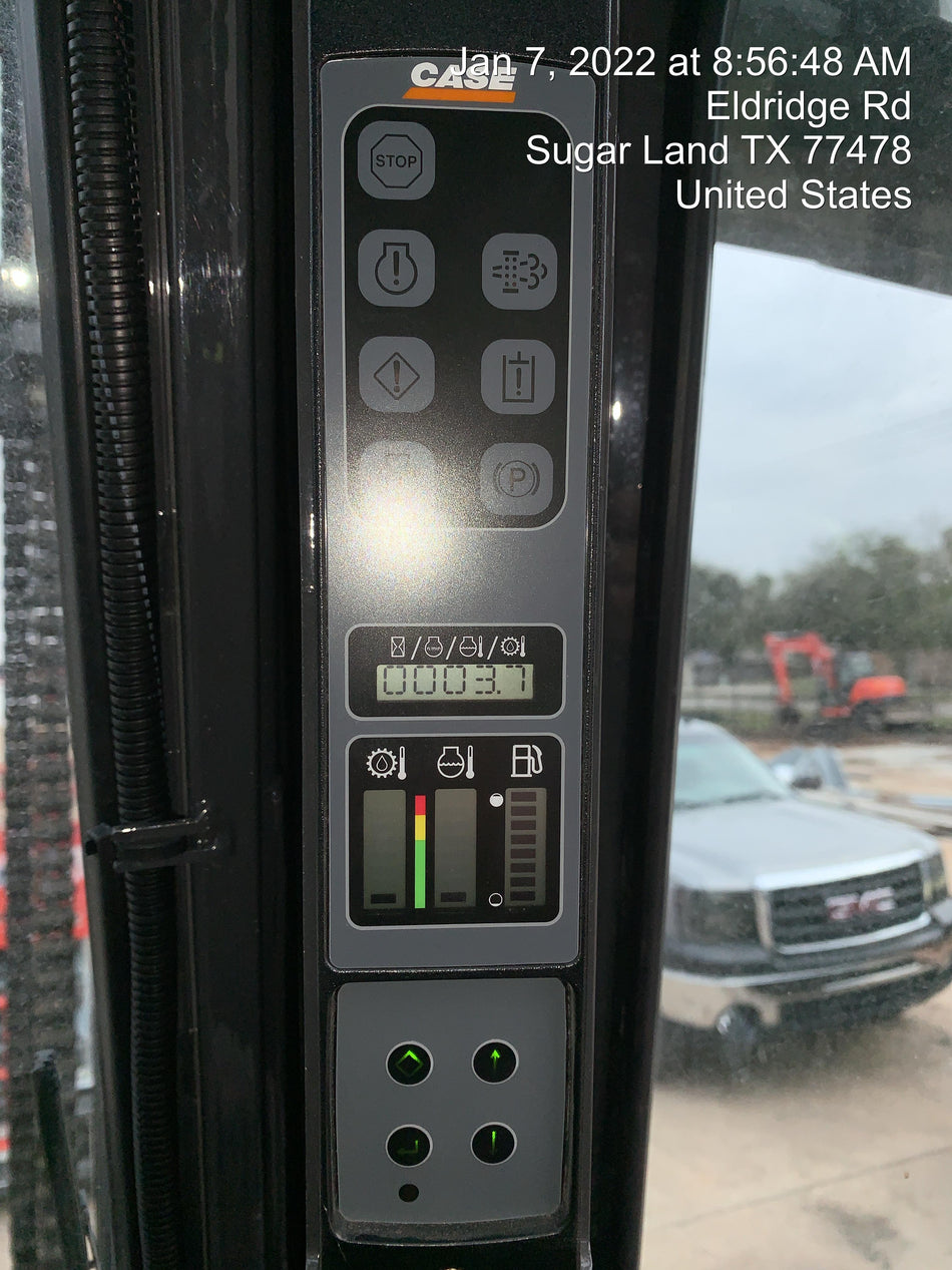 2021 CASE 588H