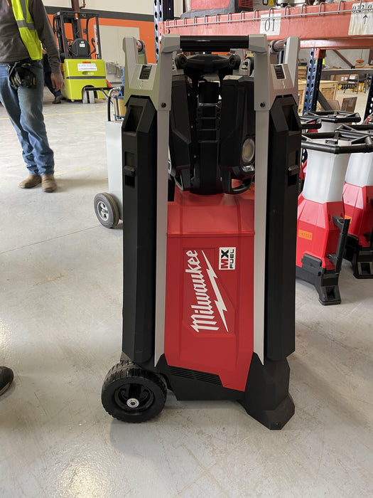 2021 MILWAUKEE MXF041-1XC