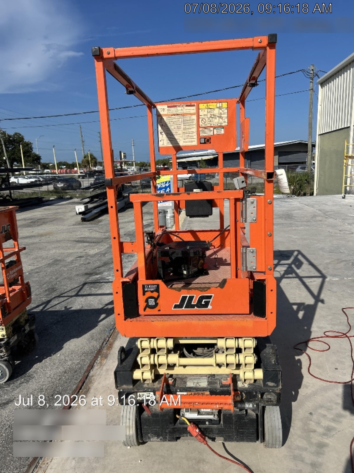 2022 JLG ES1330L