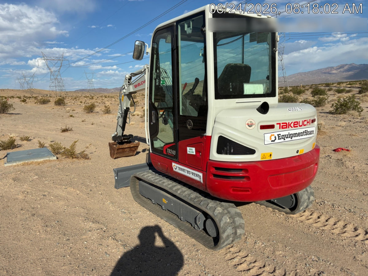 2024 TAKEUCHI TB240-CRA