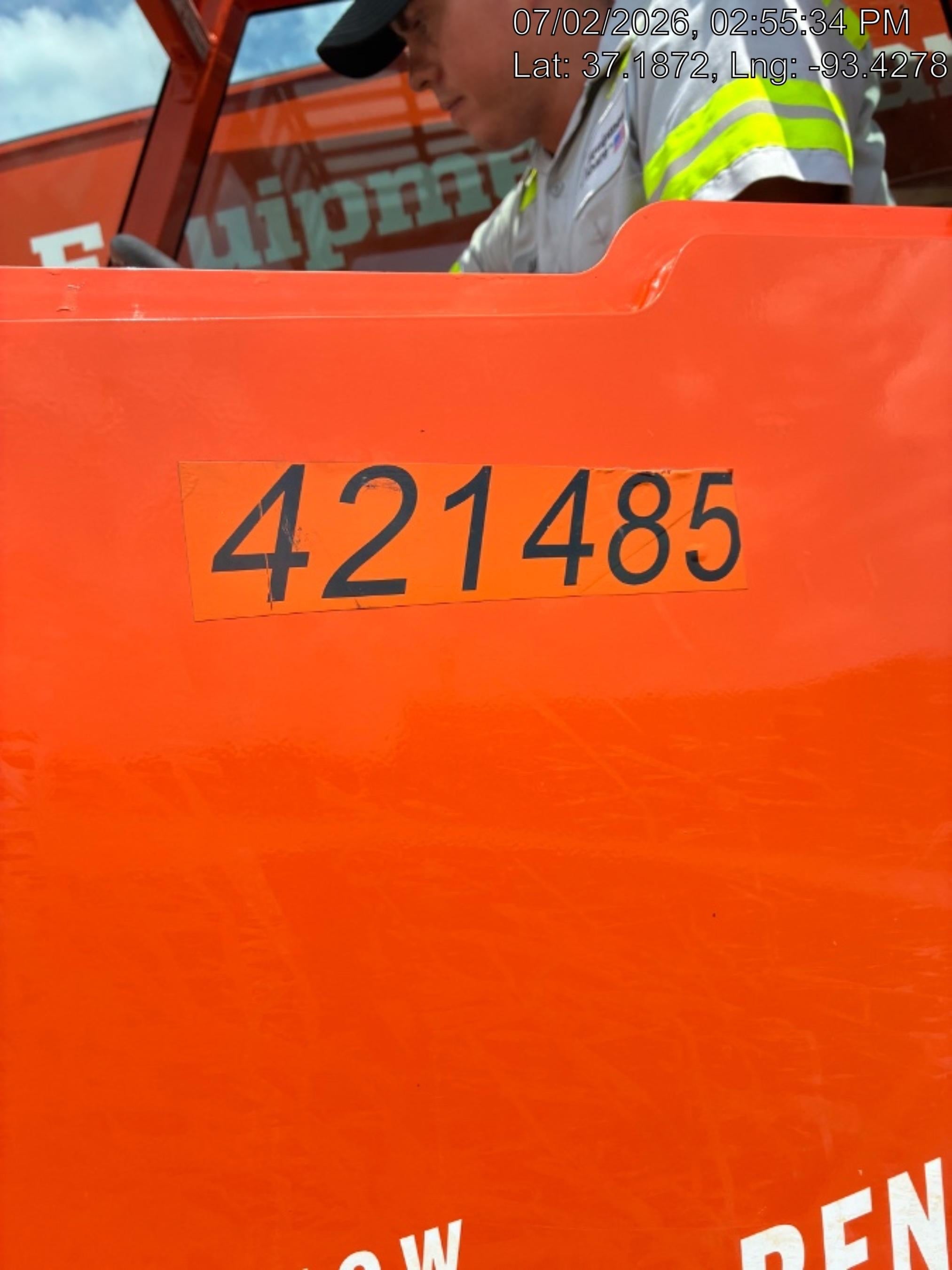 2024 SKYTRAK 8042