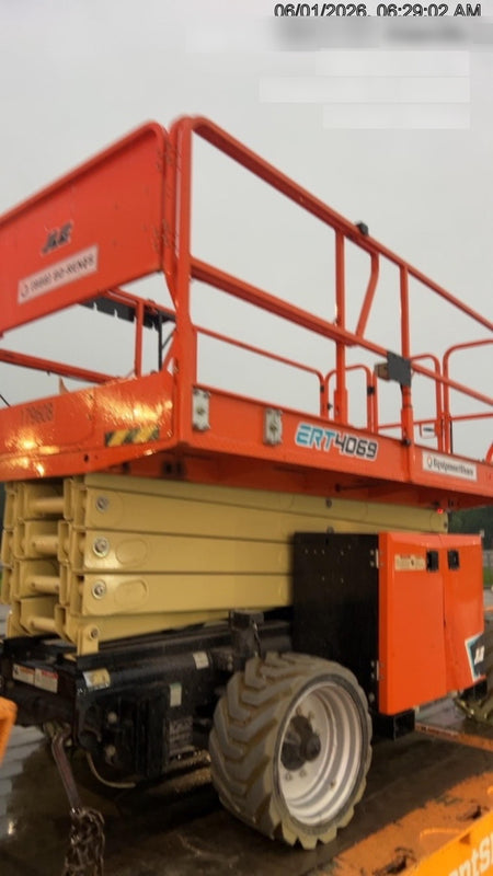2021 JLG ERT4069