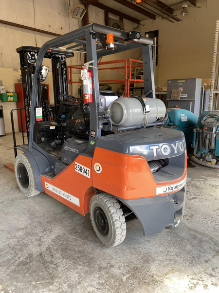 2022 TOYOTA 50-8FGU25