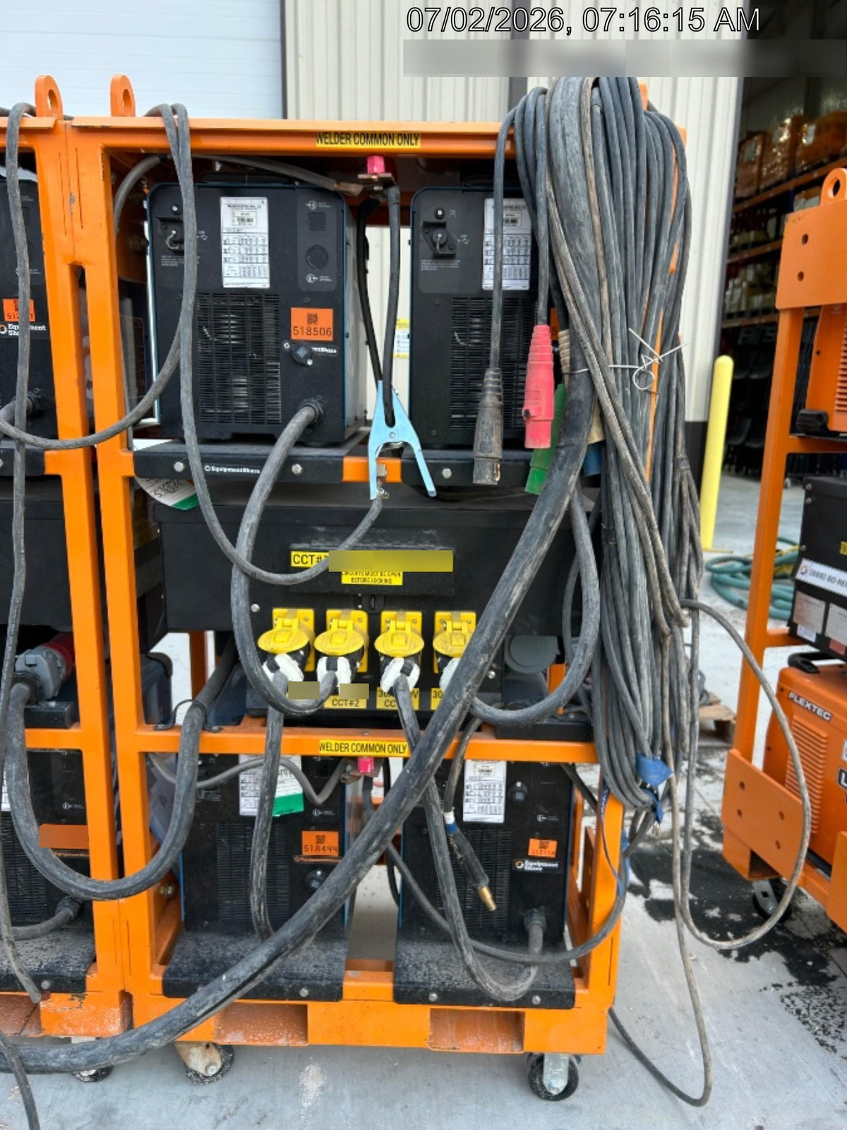 2025 LIND EQUIPMENT LE-4WR200APT-ES