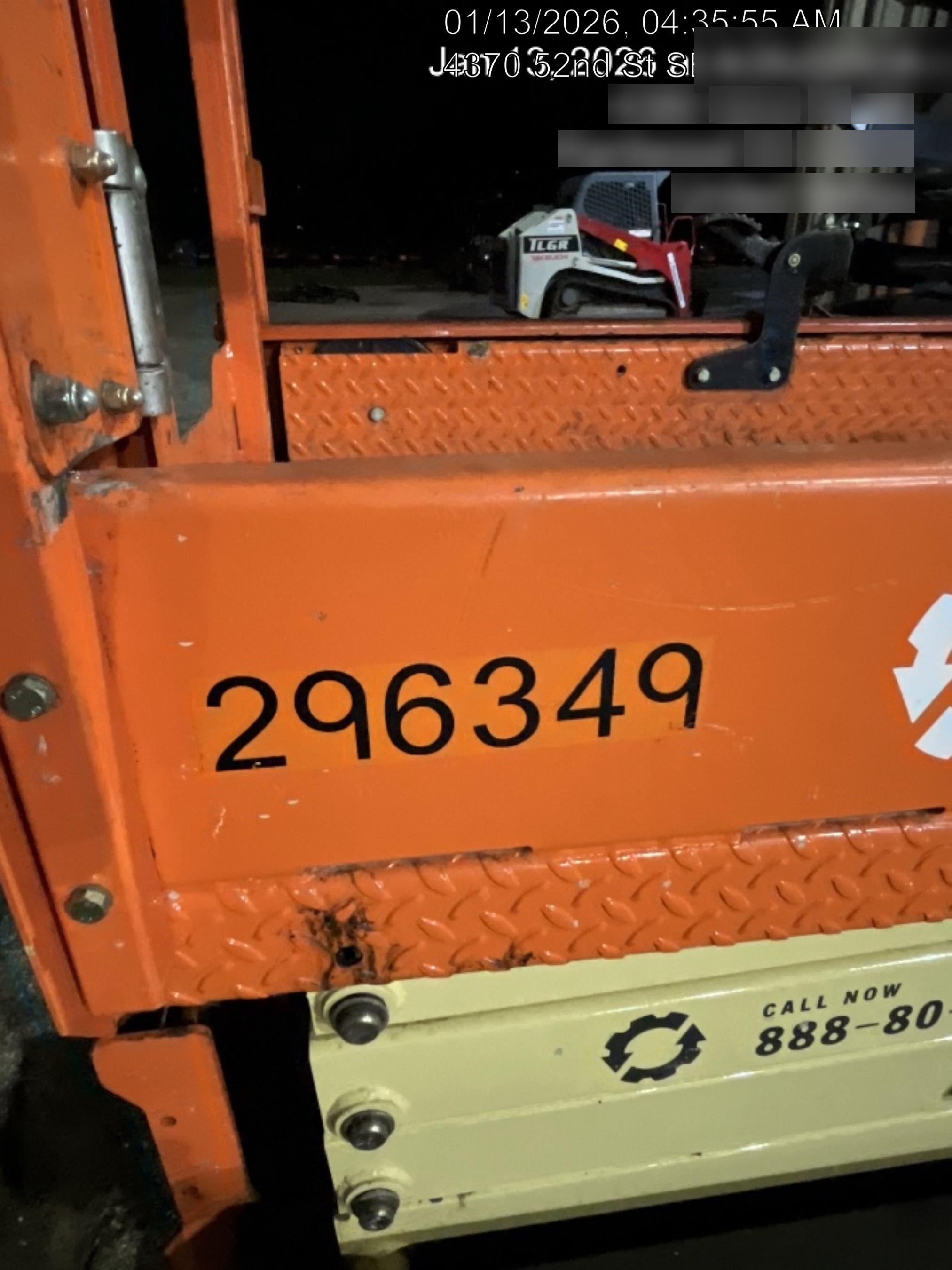 2023 JLG ES1932