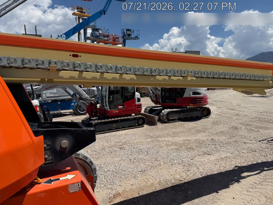 2023 JLG 660SJ