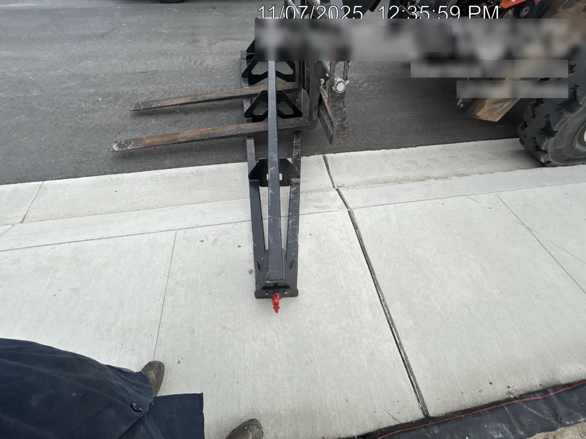 2024 JLG 1001275853