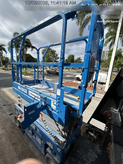 2019 Genie GS-1930 Fixed rails with chain Entry