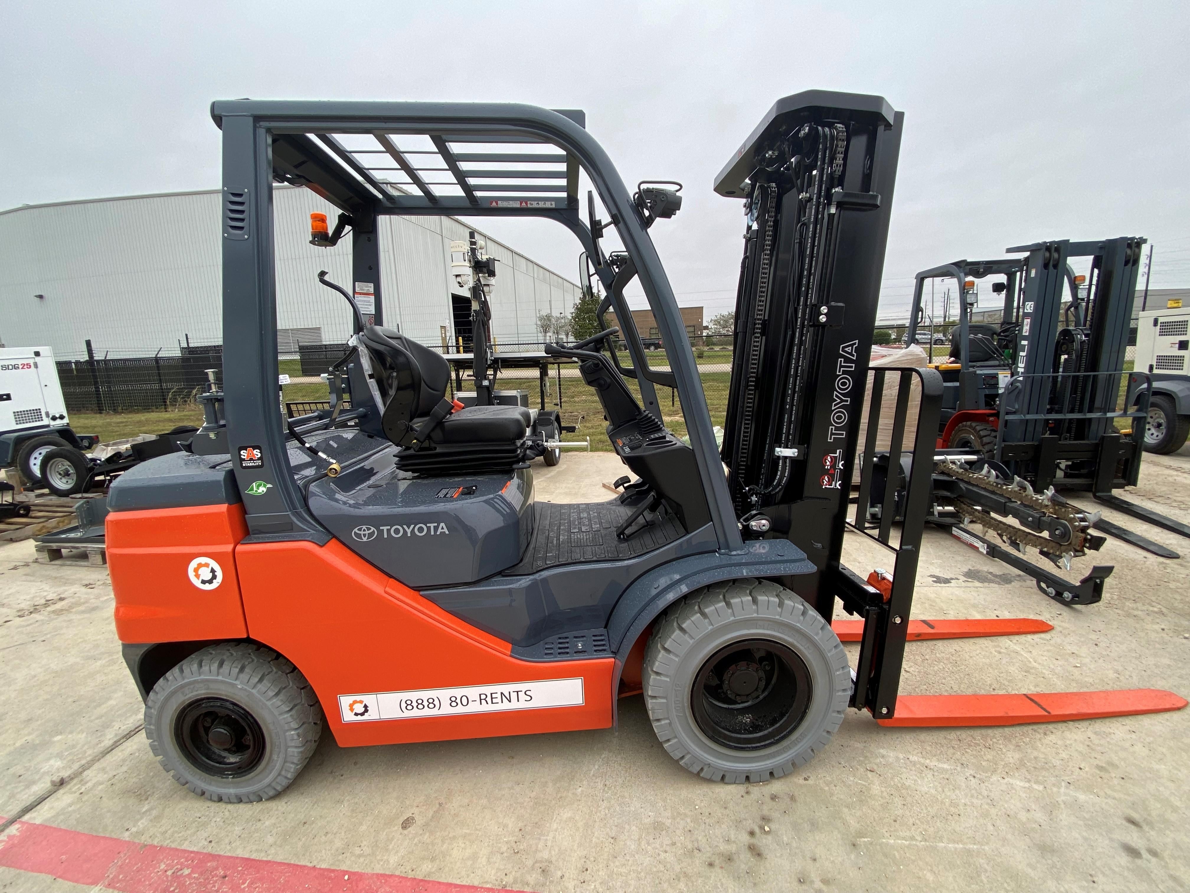 2022 TOYOTA 50-8FGU25