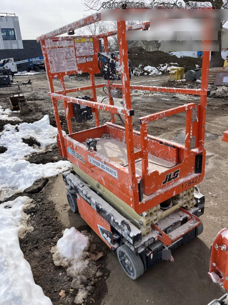 2023 GENIE GS-1432
