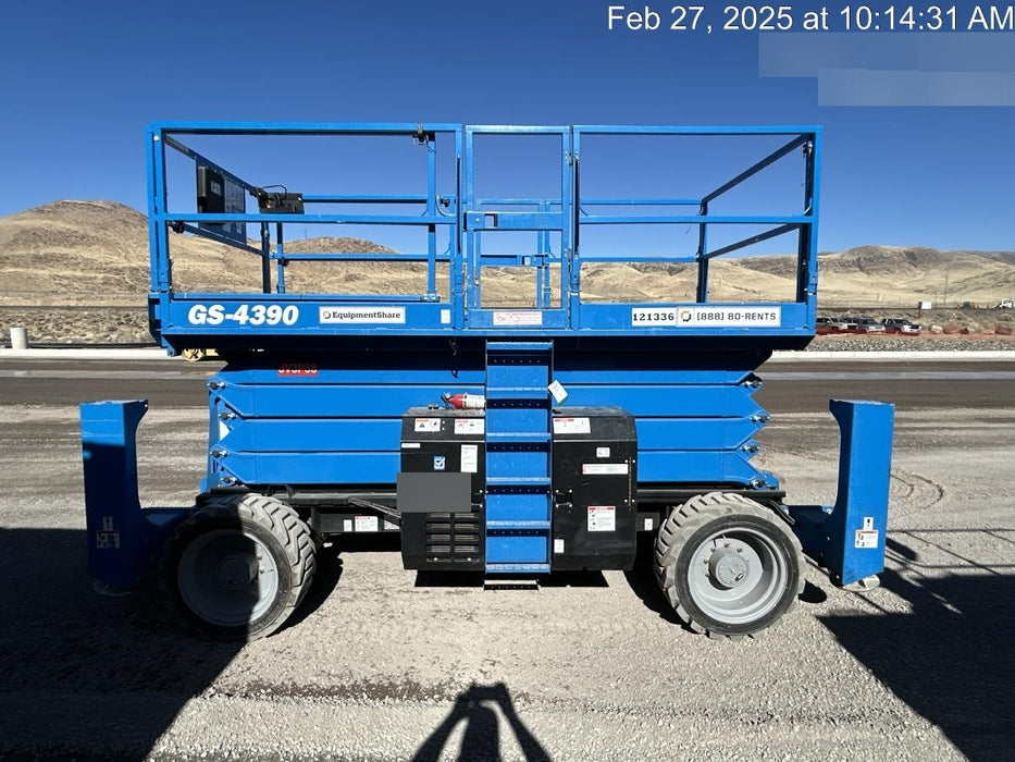 2020 GENIE GS-4390 RT