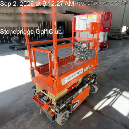 2021 JLG ES1330L