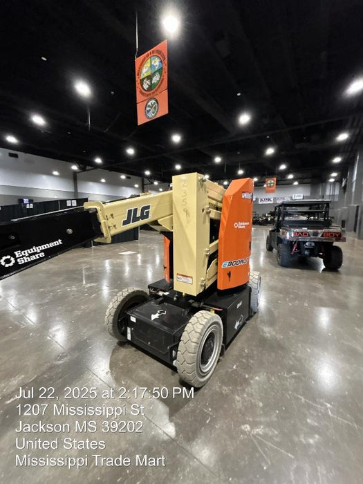 2025 JLG E300AJP