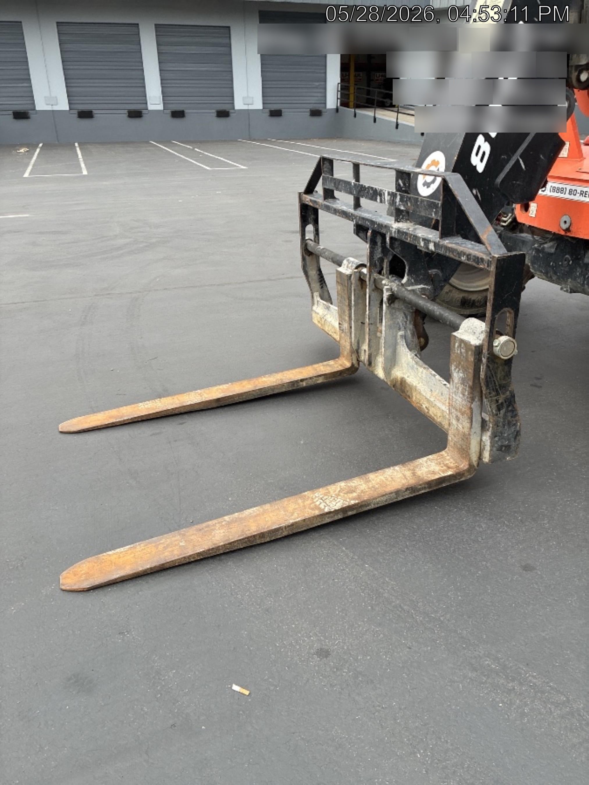 2022 SKYTRAK 8042