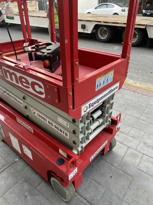 2020 MEC 1330SE Solid NM Tires, Steel Swing out Doors, LCS, Beacon, 900W Invertor