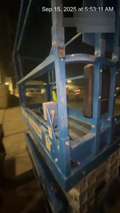 2020 Genie GS-1930 Solid Non Marking Tires, Beacon, Folding rails with half height swing gate, 800W Inverter