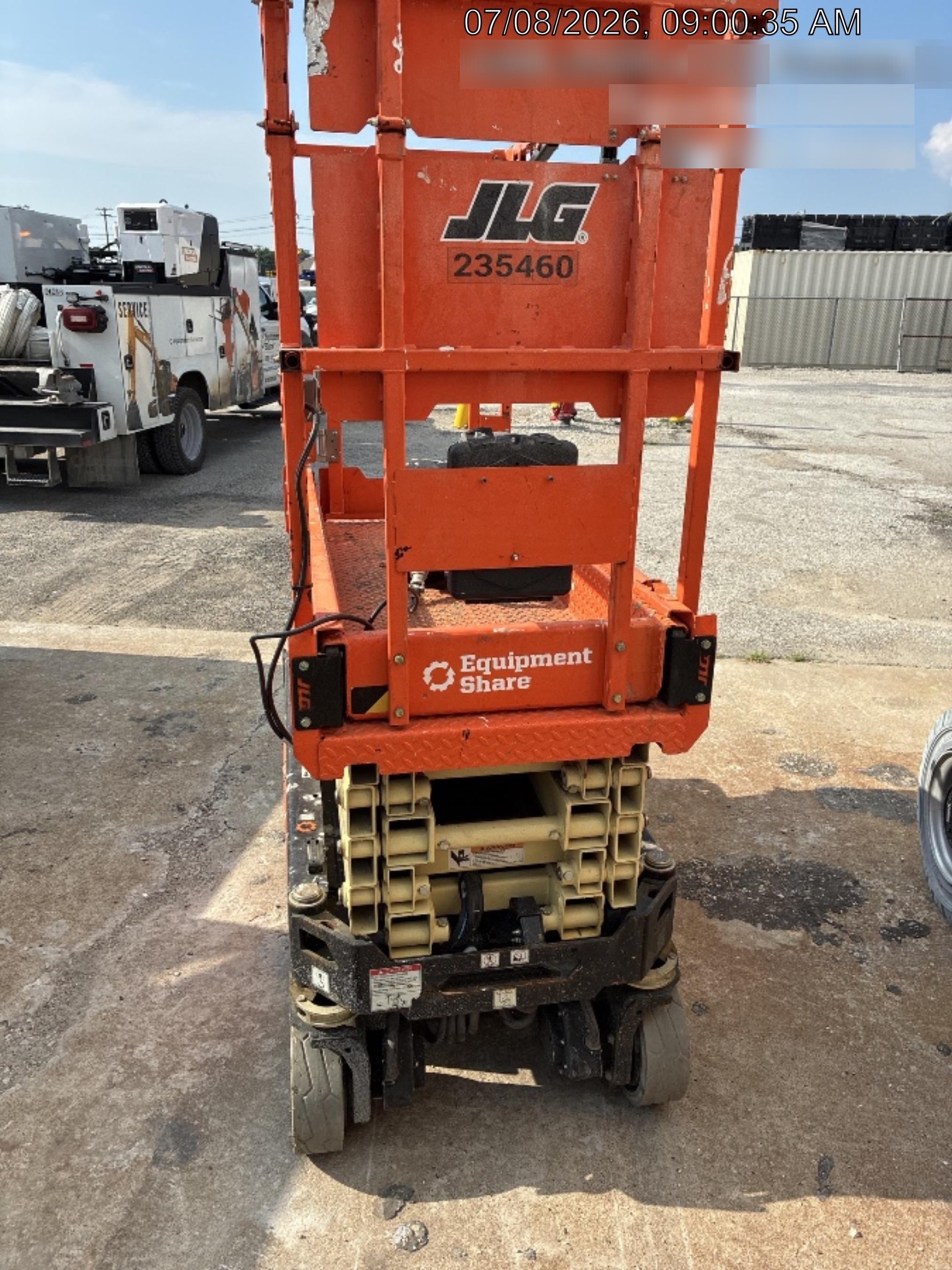 2022 JLG ES1932