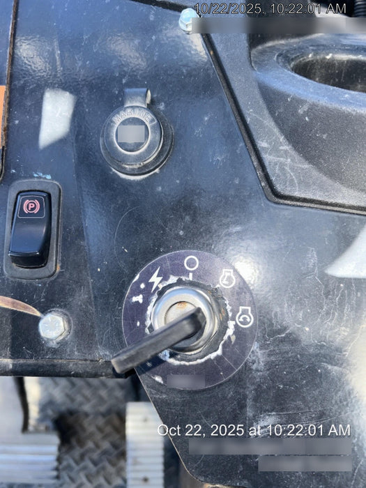 2017 Genie GTH-844 Genie GTH 844, Solid Tires, 60" carriage, Open ROPS - GTH08E-10892