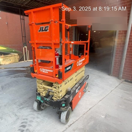 2025 JLG ES1932