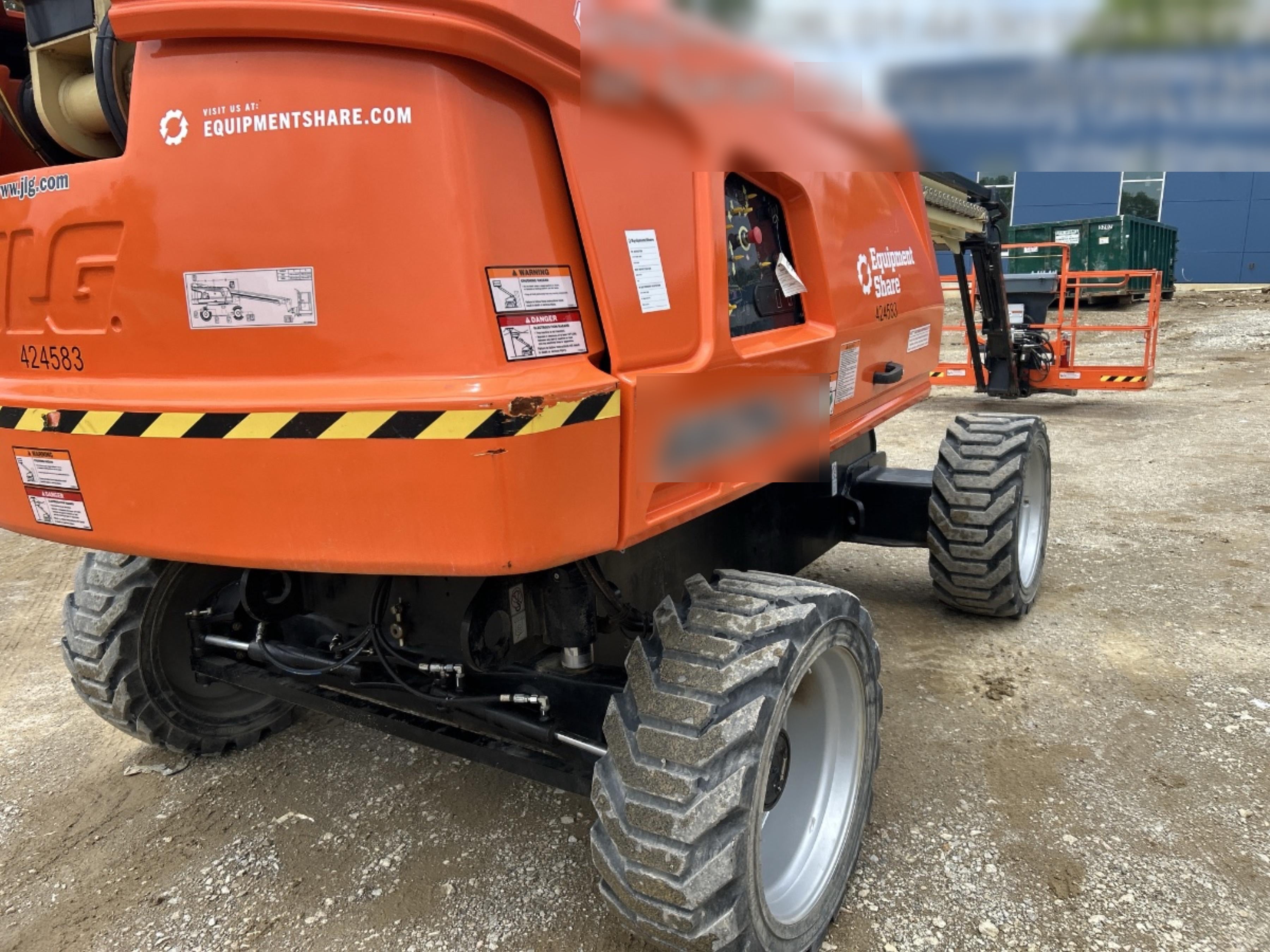 2024 JLG 660SJ