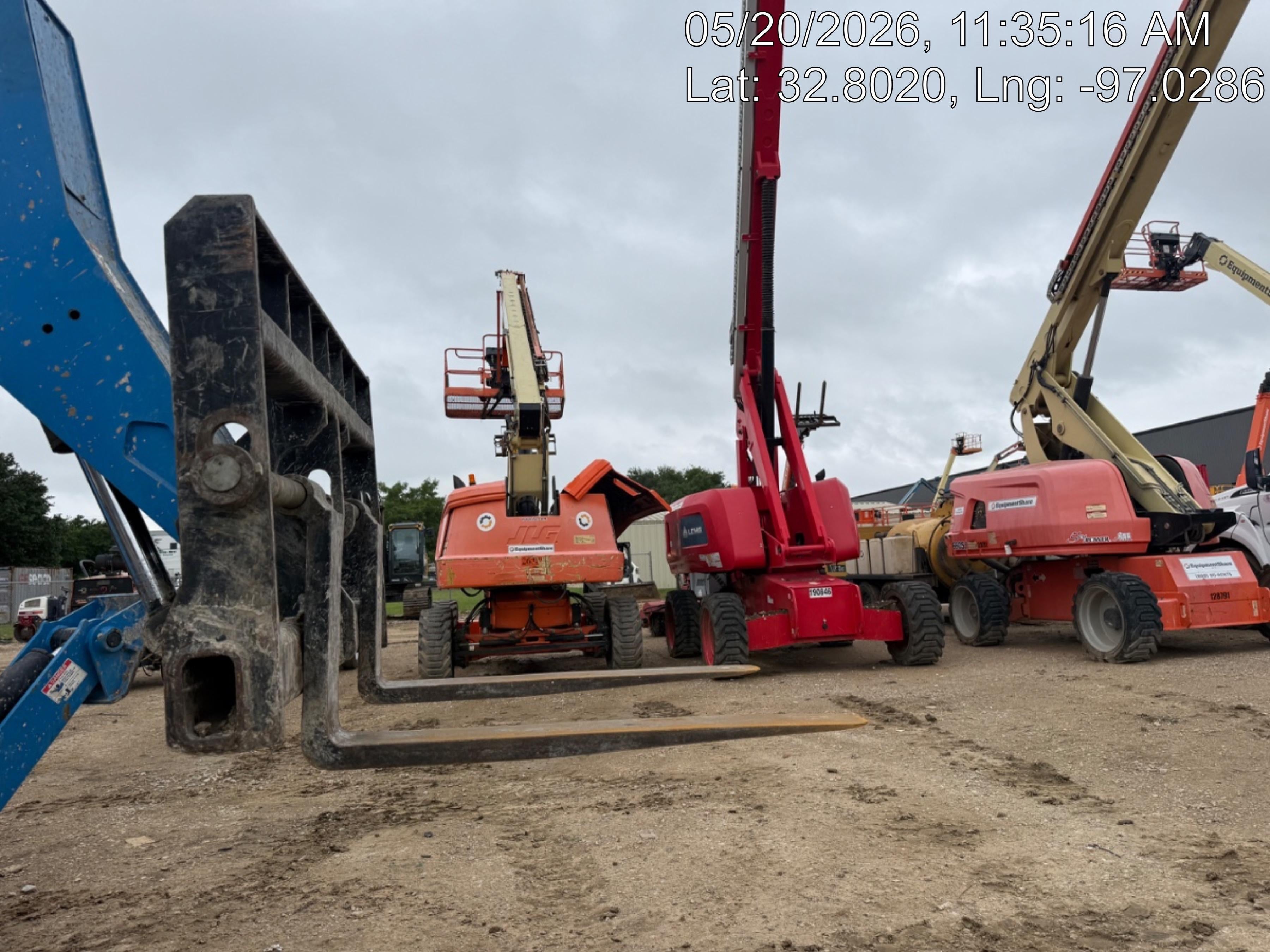 2016 GENIE GTH-1056