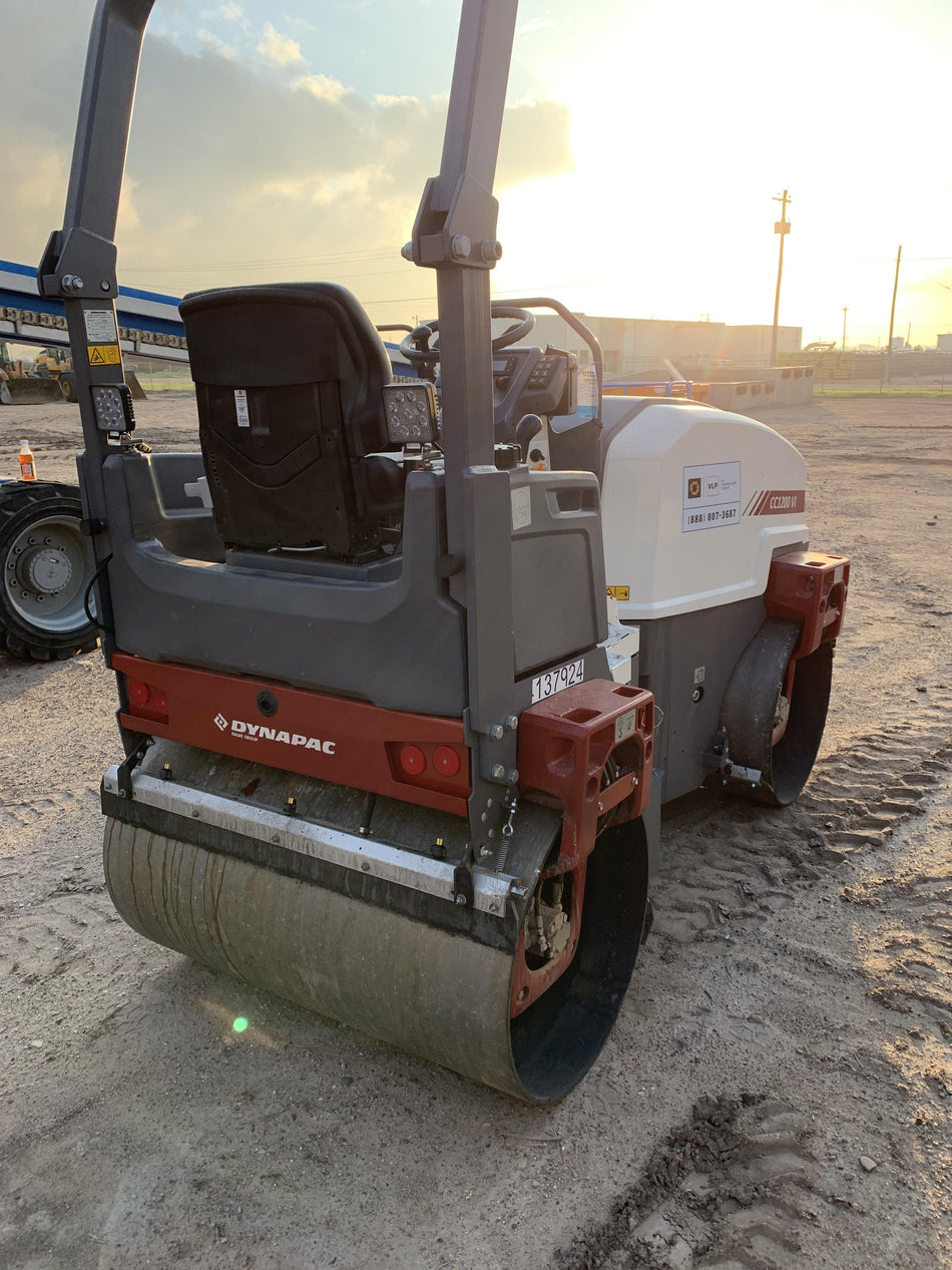 2021 DYNAPAC CC 1200
