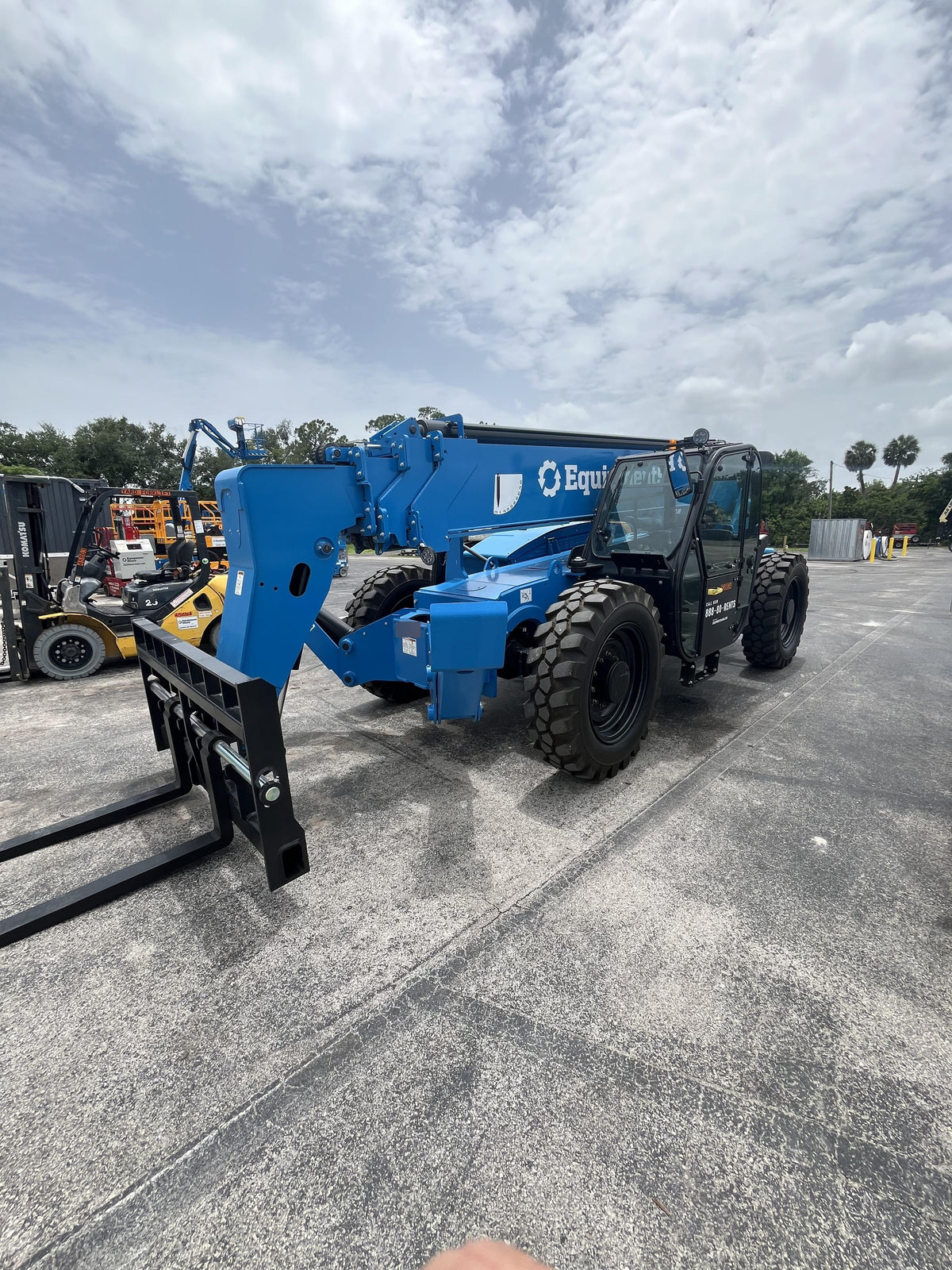 2025 GENIE GTH-1056