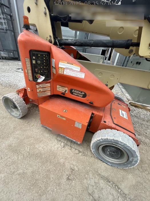2019 JLG E400AJPN