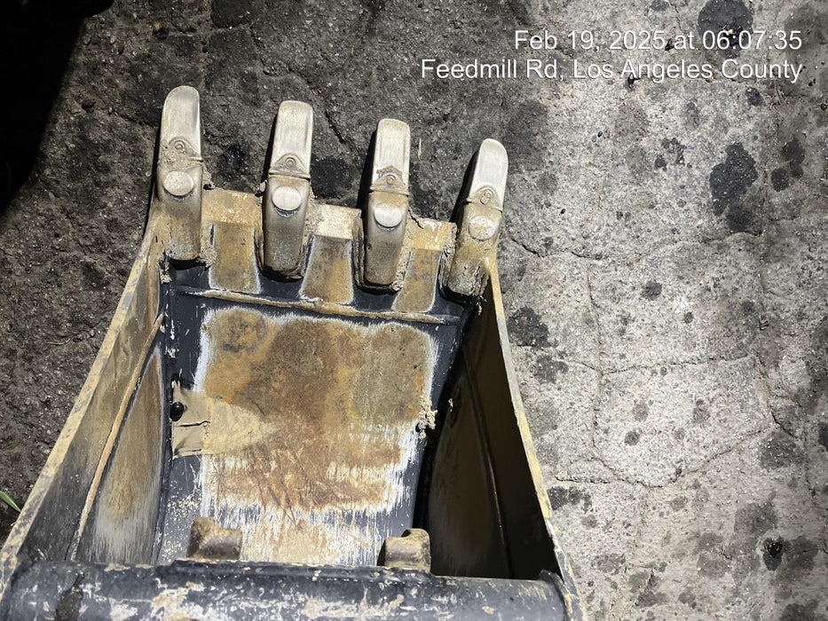 2023 SOLESBEE 18" Bucket - Solesbee