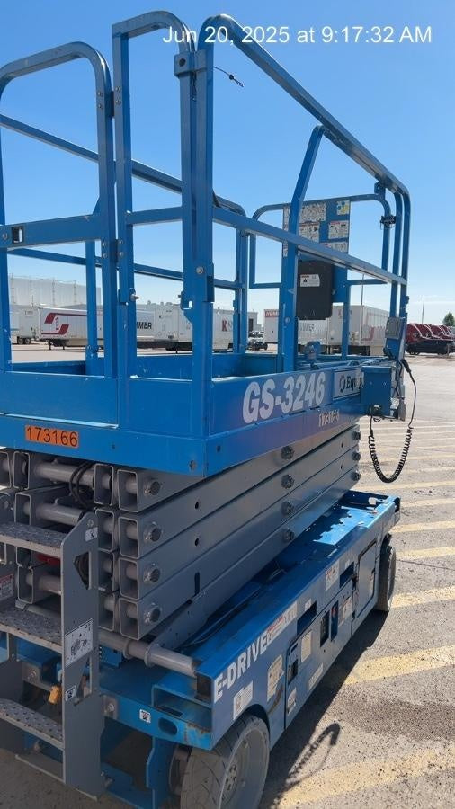 2021 GENIE GS-3246