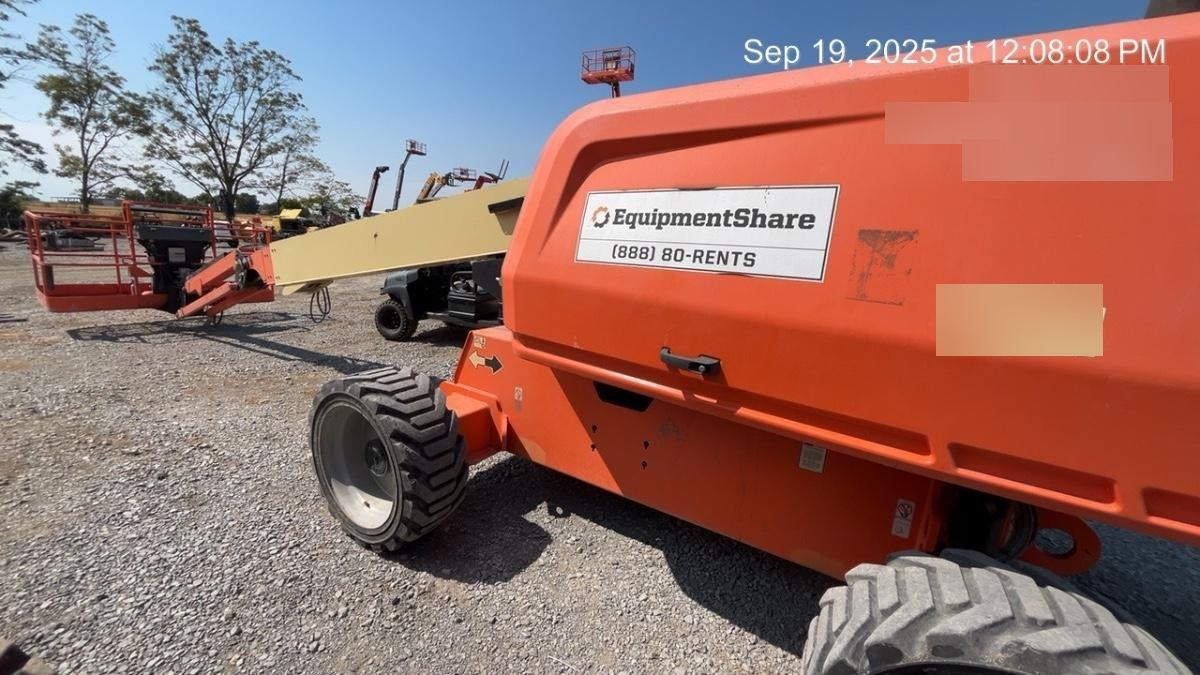 2019 JLG 660SJ
