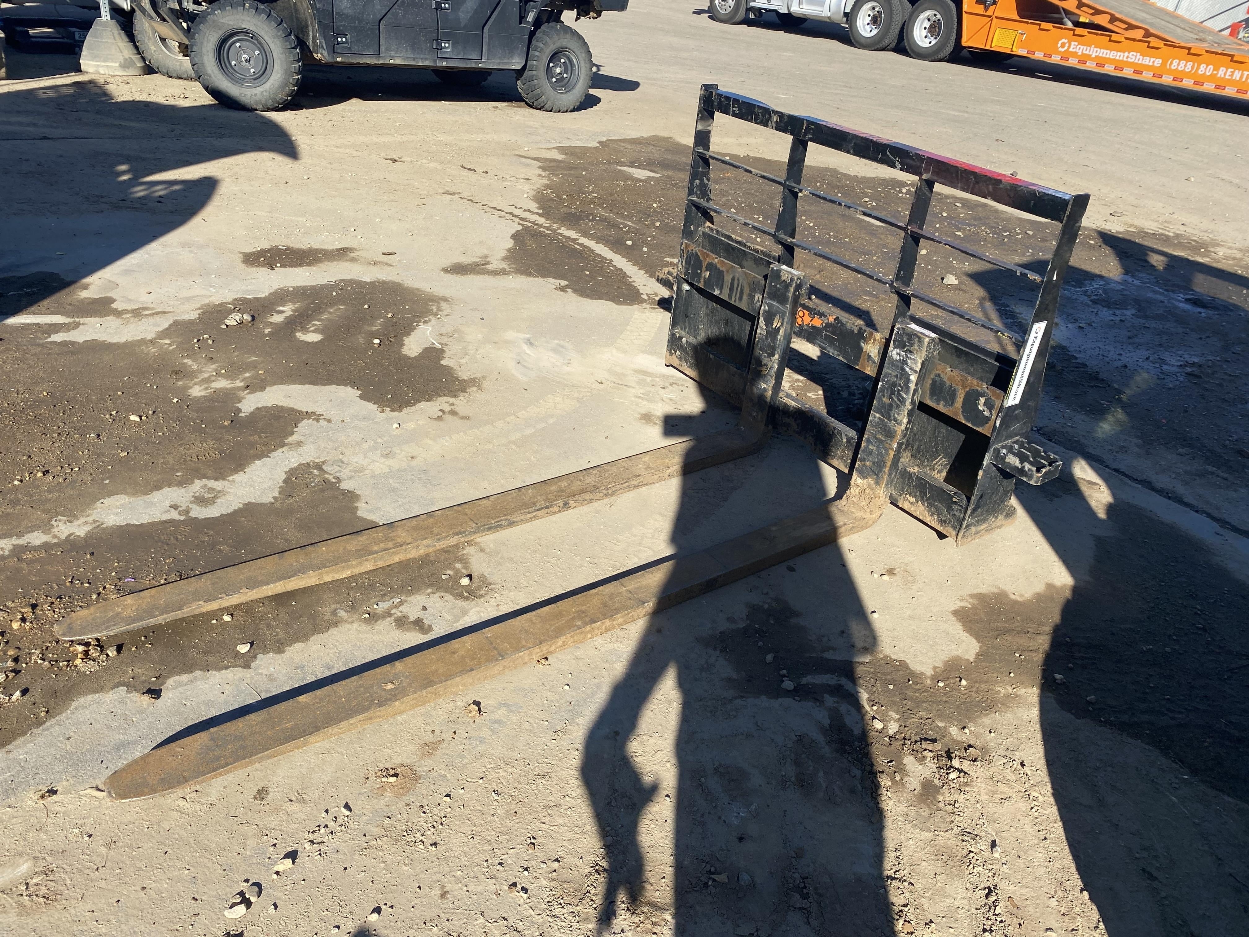 2023 ARROW MATERIAL HANDLING F5100CB