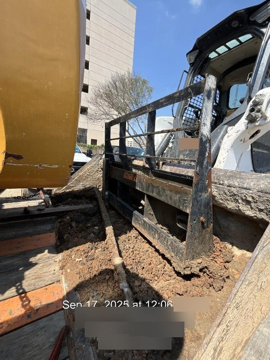 2021 ARROW MATERIAL HANDLING 60" Pallet Forks