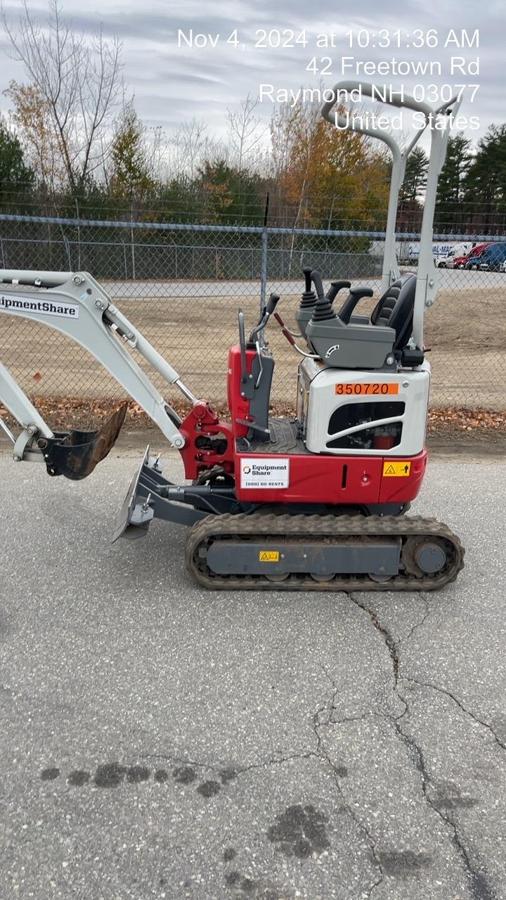 2023 TAKEUCHI TB210R